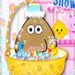 Pou Takes A Shower