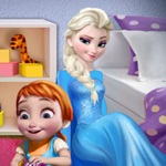 Elsa Playing with Anna